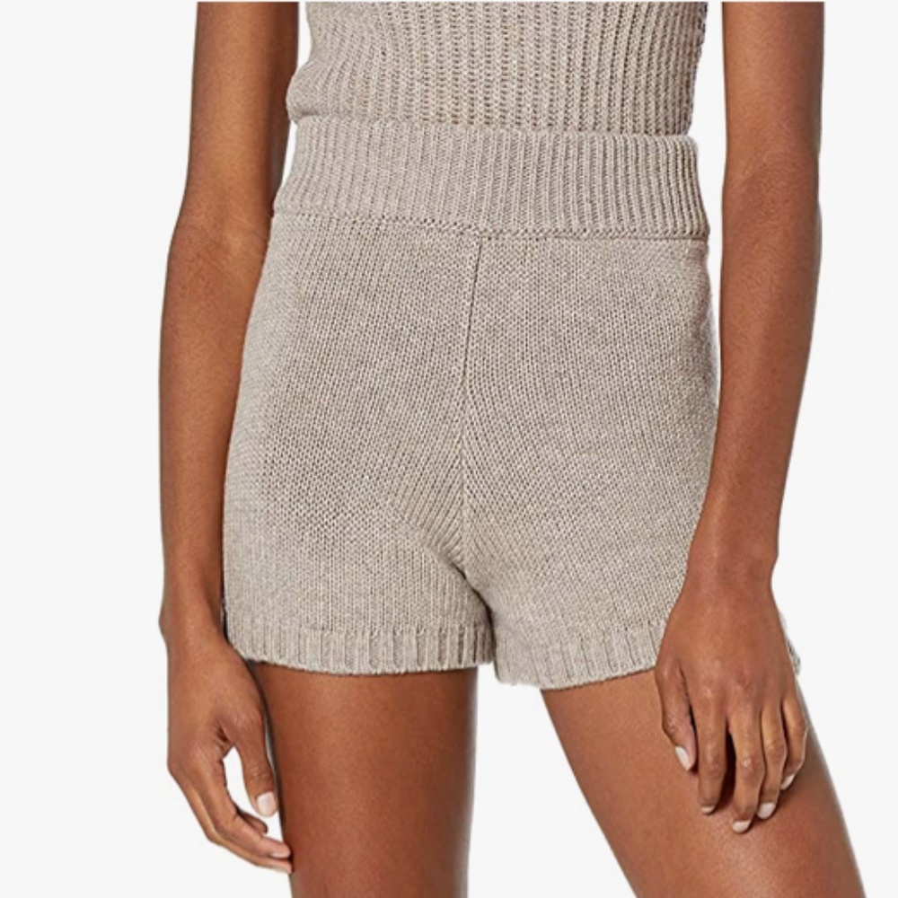 The Drop Women's Adrienne Pull-On Sweater Knit Short, Heather Mushroom, L